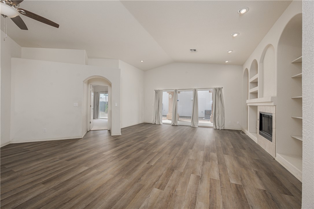 2150 E Bella Vista Drive