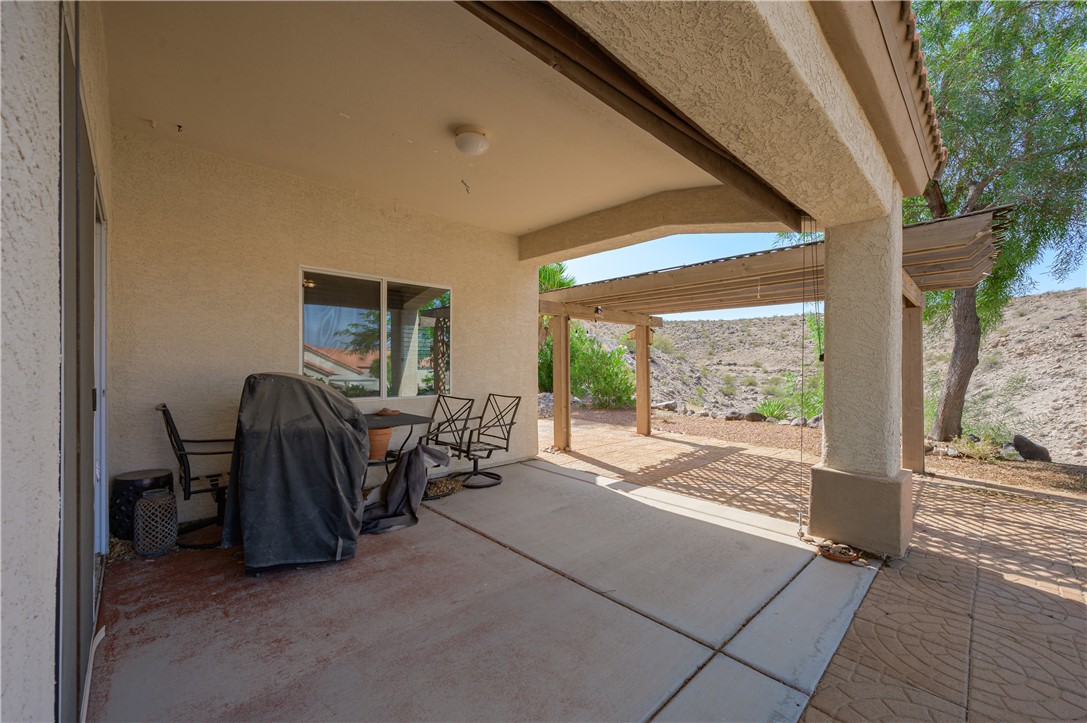 2452 Topanga Drive