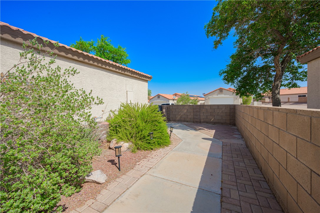 2452 Topanga Drive
