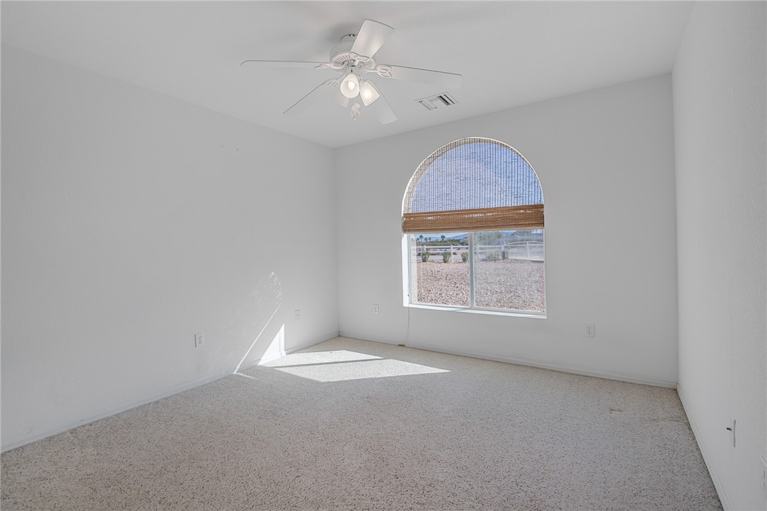 1325 E Gardena Road