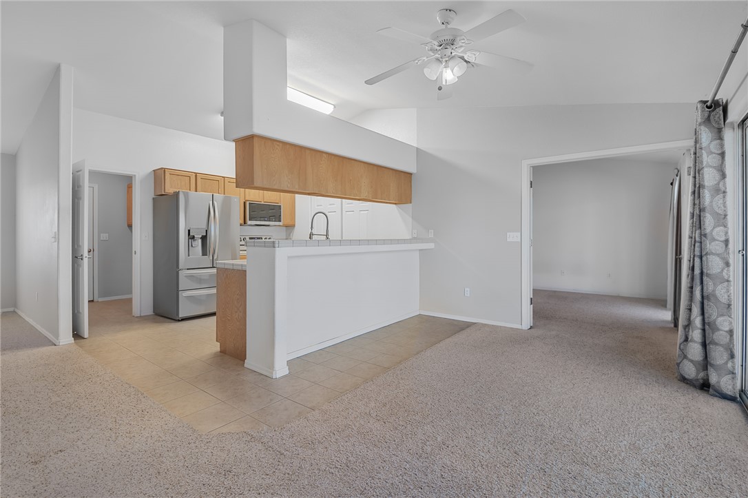 1325 E Gardena Road