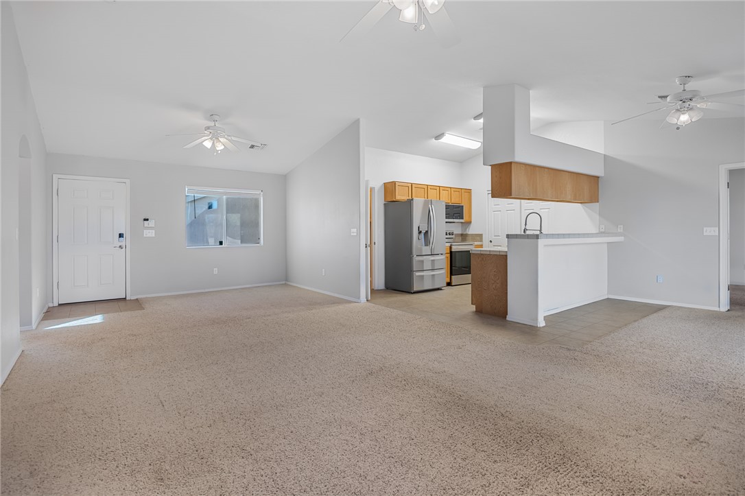 1325 E Gardena Road