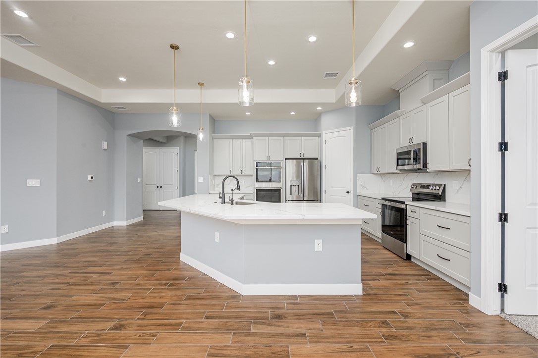 2333 Raven Court