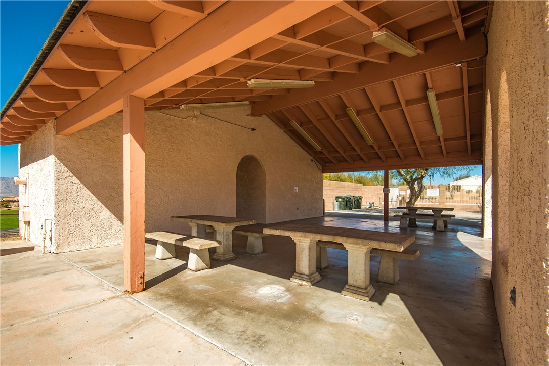 2333 Raven Court