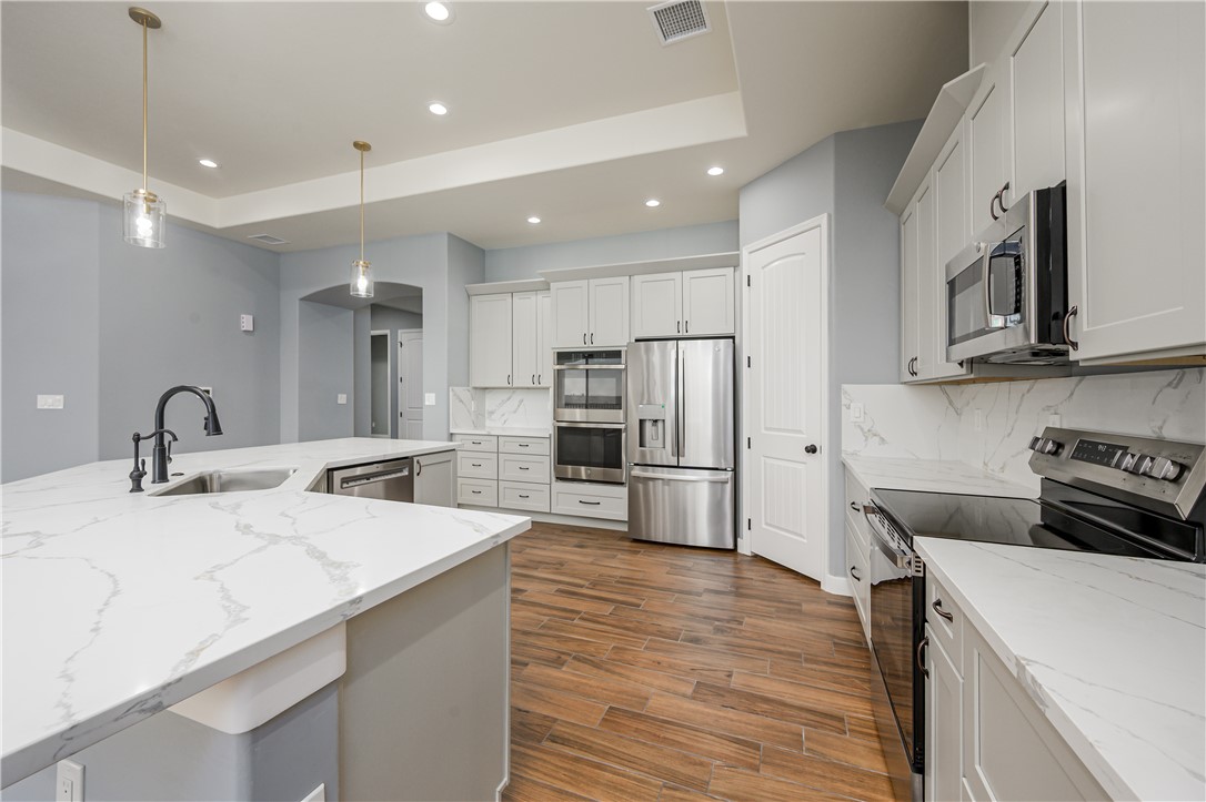 2333 Raven Court