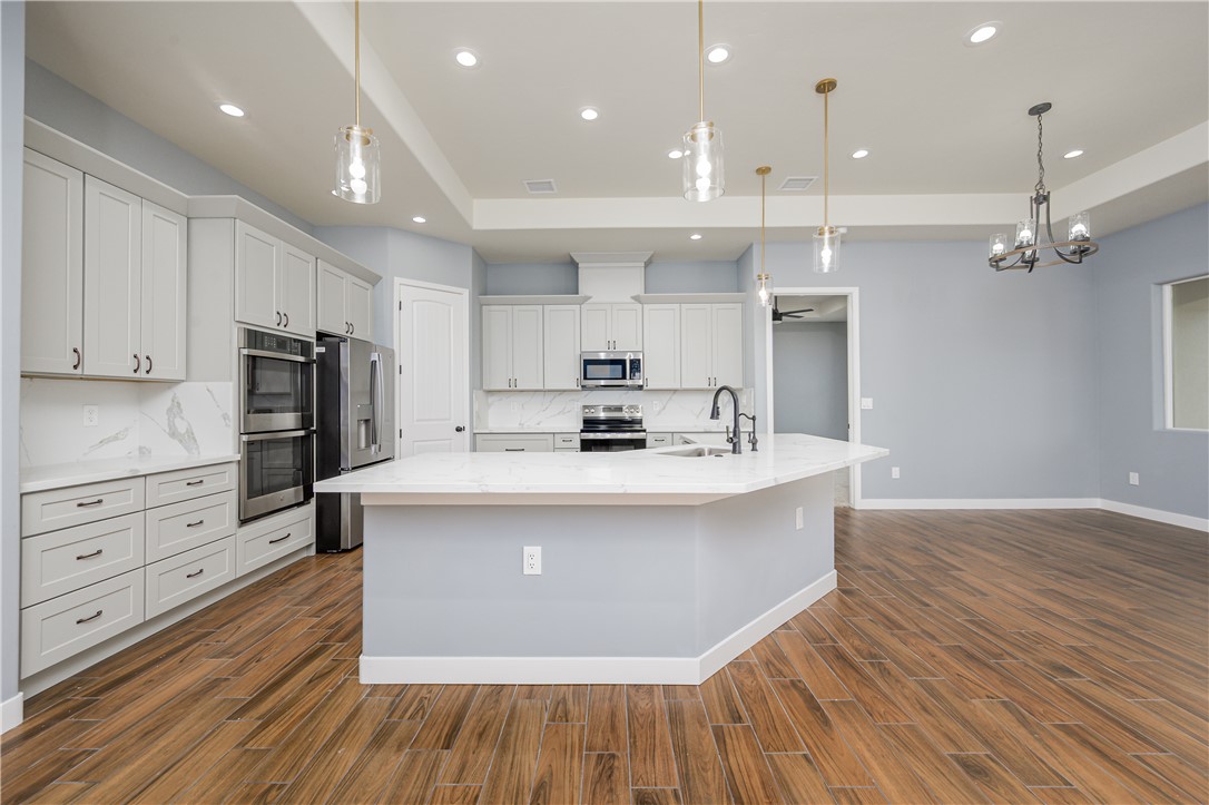 2333 Raven Court