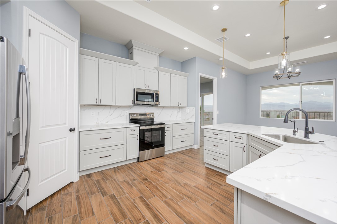 2333 Raven Court