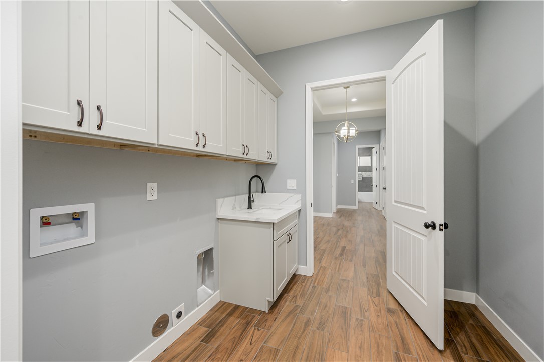 2333 Raven Court