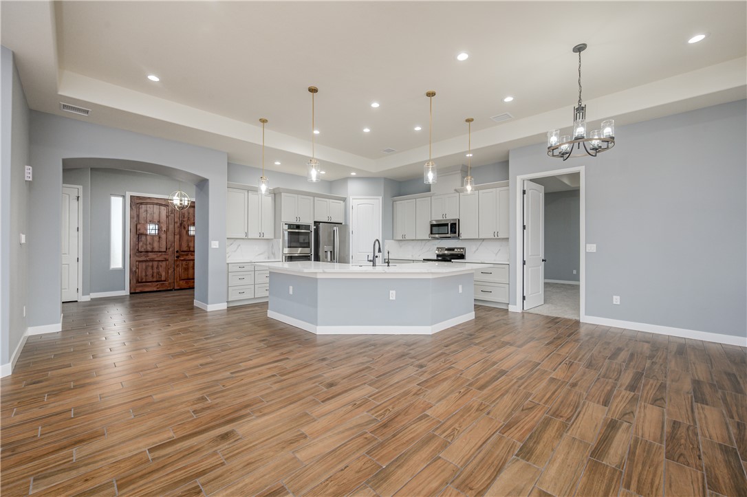 2333 Raven Court