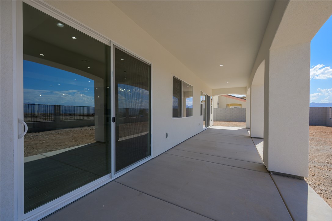 2345 Raven Court