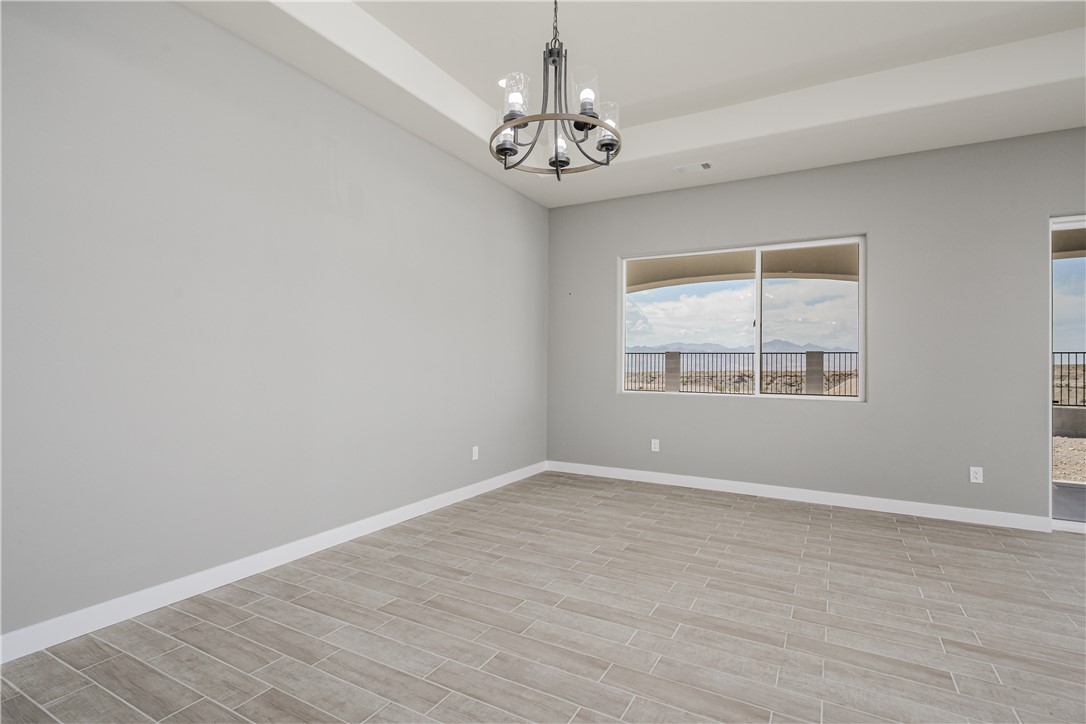2345 Raven Court