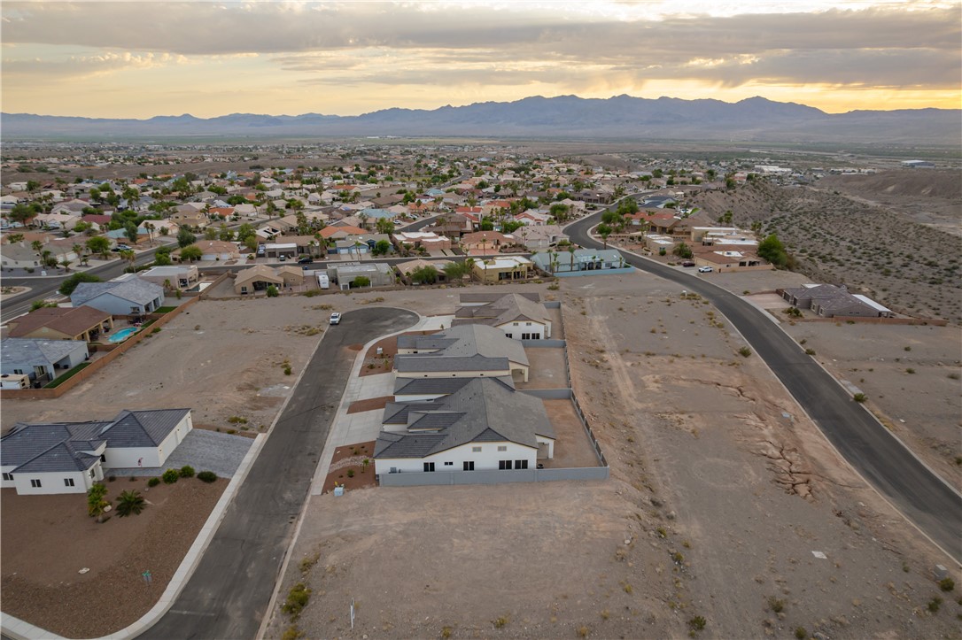 2345 Raven Court