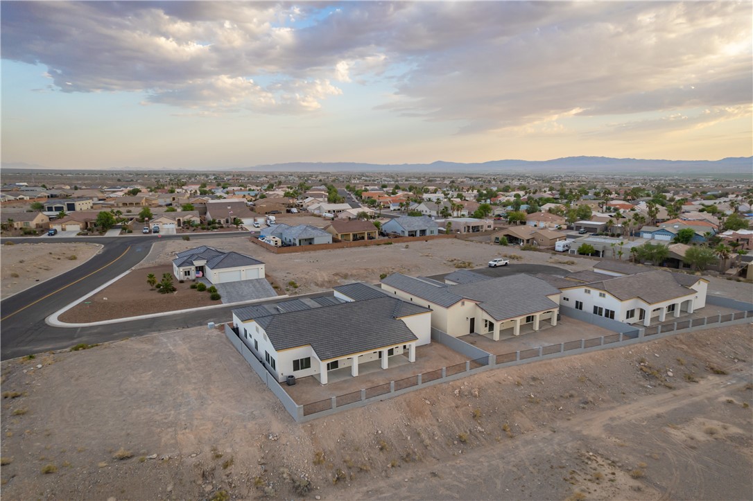 2345 Raven Court