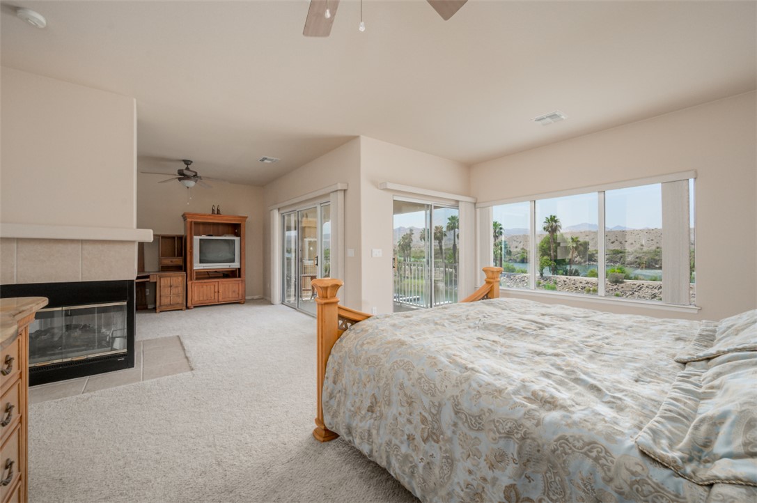 1825 E Shore Villas Drive 18