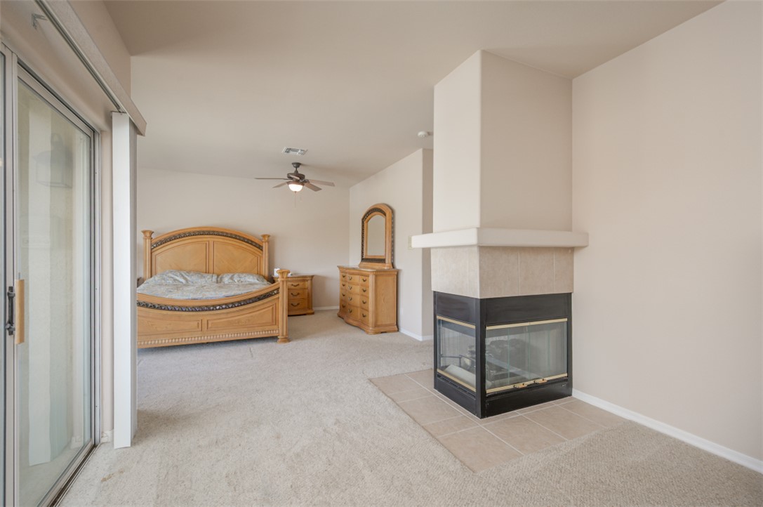 1825 E Shore Villas Drive 18