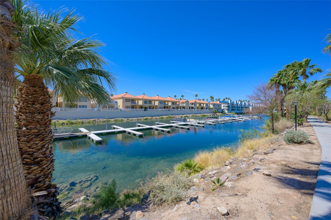 1825 E Shore Villas Drive 18