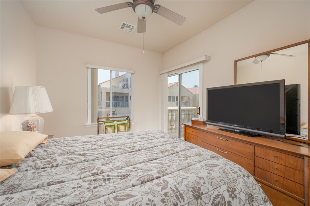 1825 E Shore Villas Drive 18