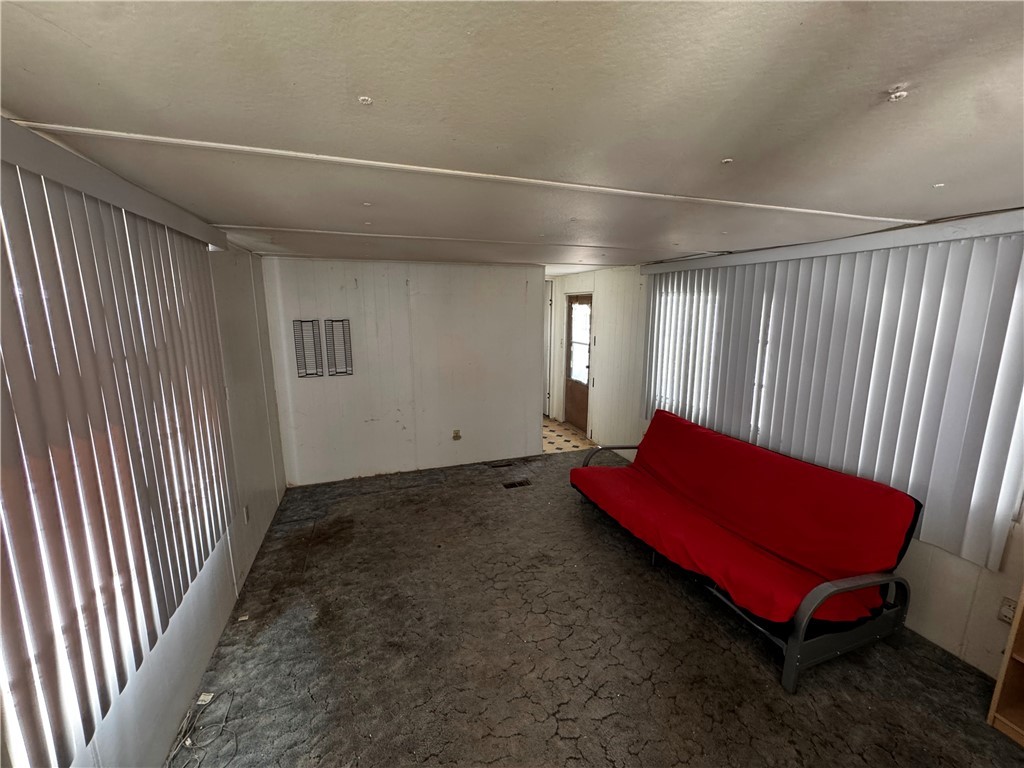 1912 Oliver Drive