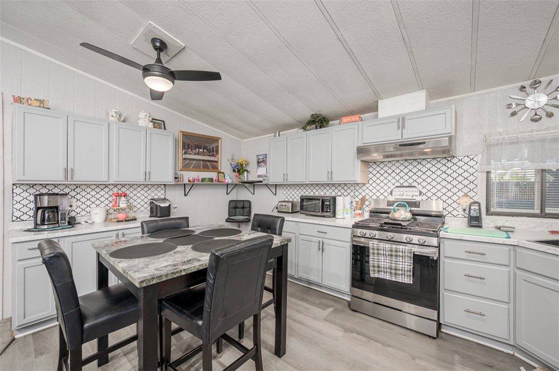 970 Glen Drive