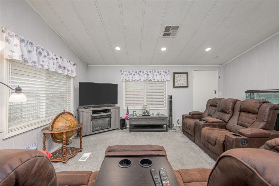 970 Glen Drive