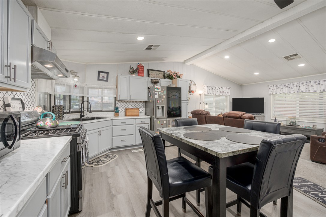 970 Glen Drive