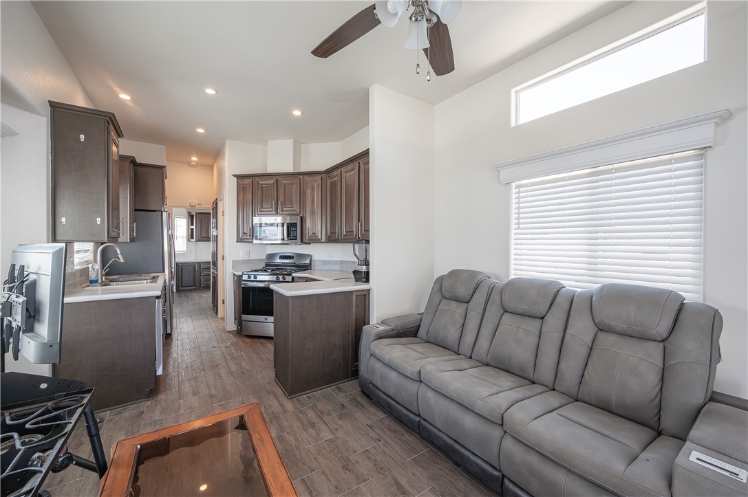 1600 Silvercreek # 82 Road