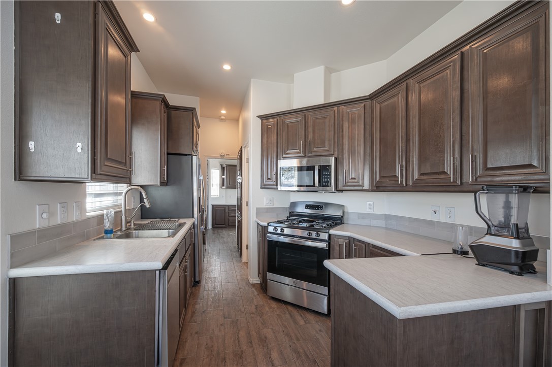 1600 Silvercreek # 82 Road