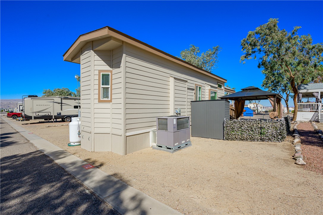 1600 Silvercreek # 82 Road