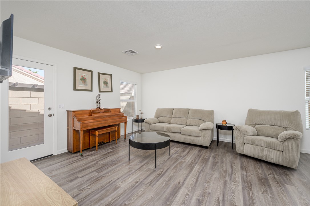 1139 Aspen Drive