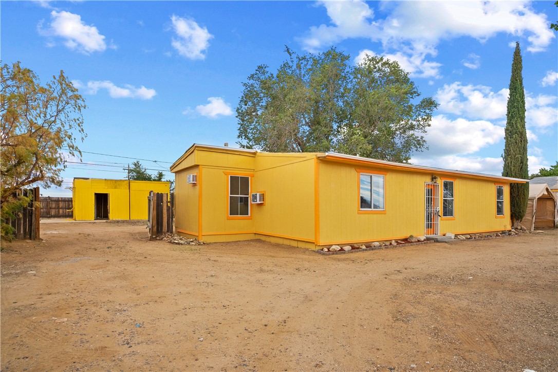 2485 E Carver Avenue