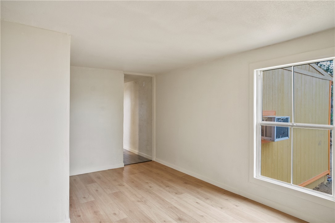 2485 E Carver Avenue