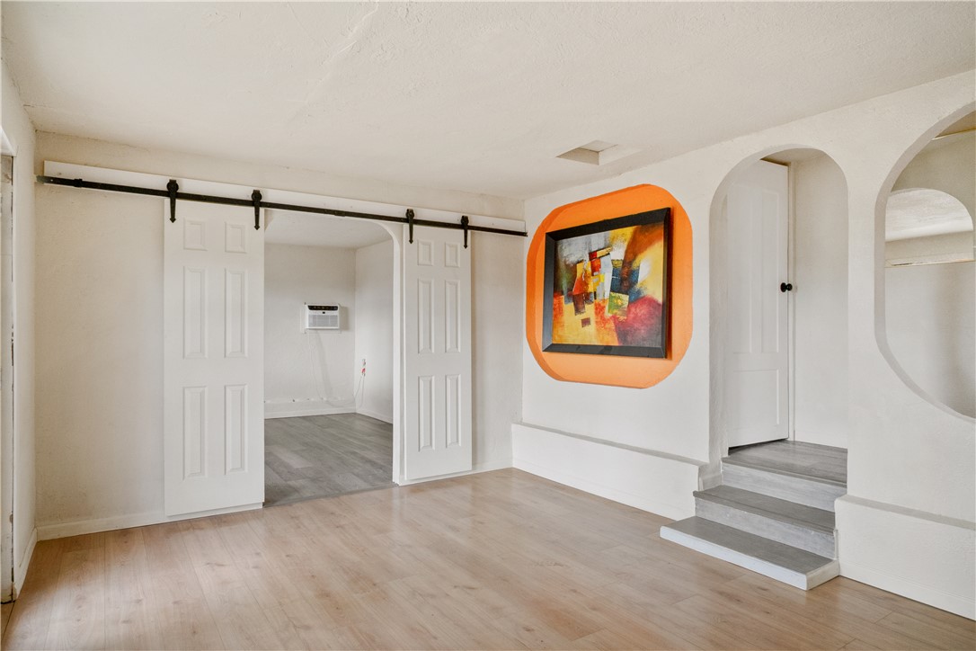 2485 E Carver Avenue