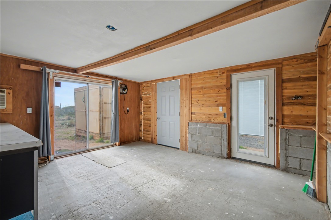 3058 W Carmichael Road