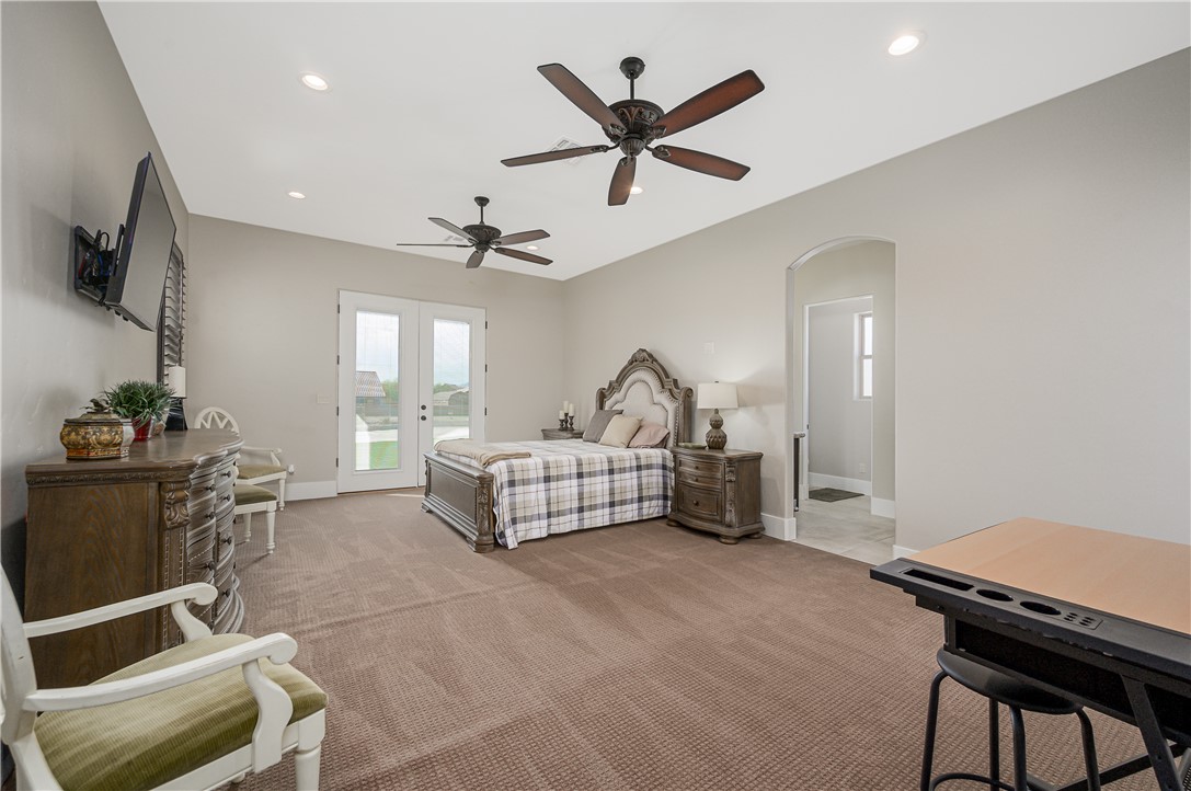 5645 S Chickasaw Avenue