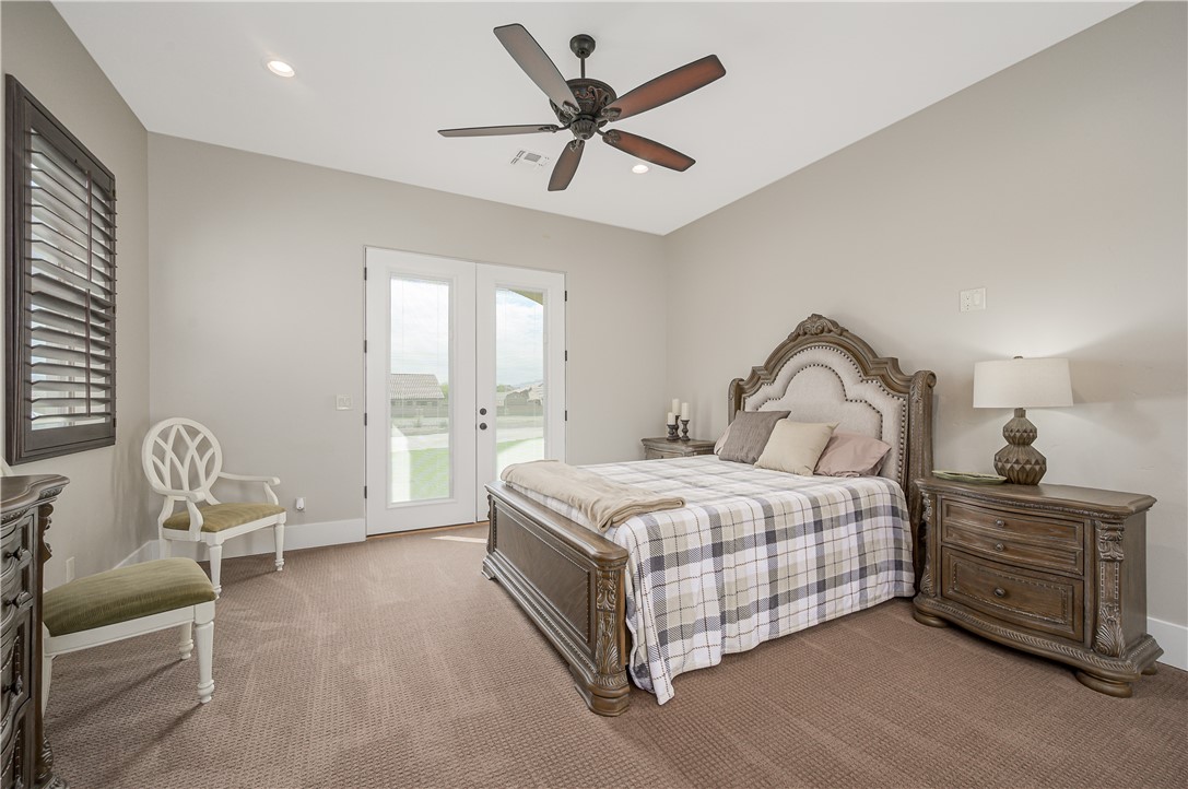 5645 S Chickasaw Avenue