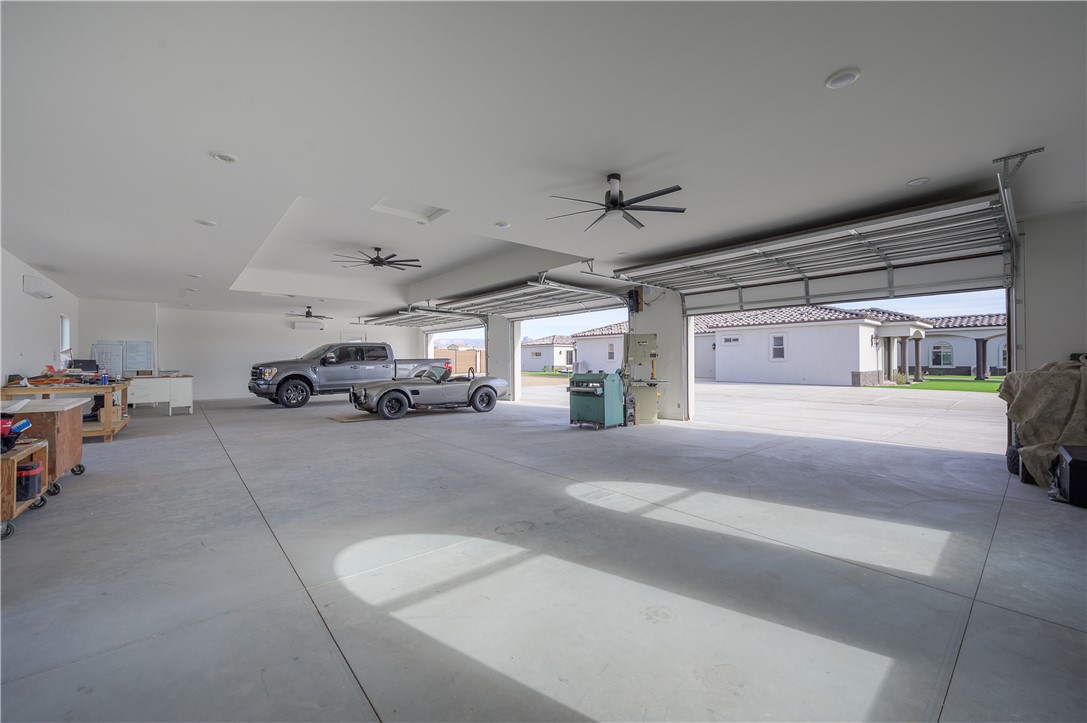 5645 S Chickasaw Avenue