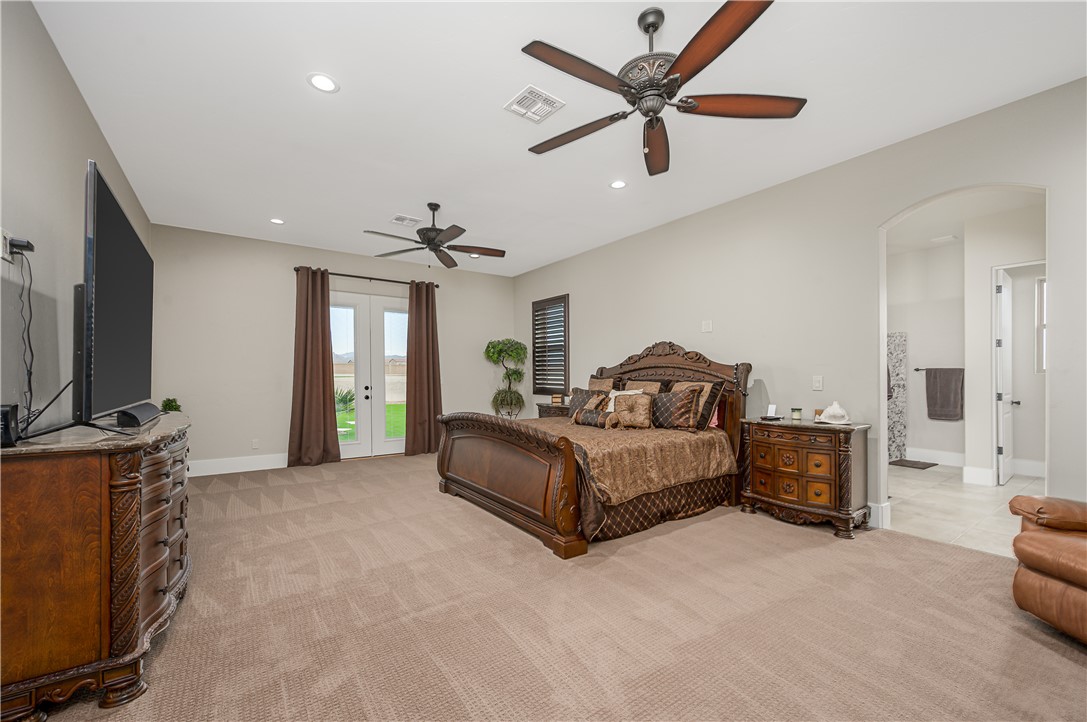 5645 S Chickasaw Avenue