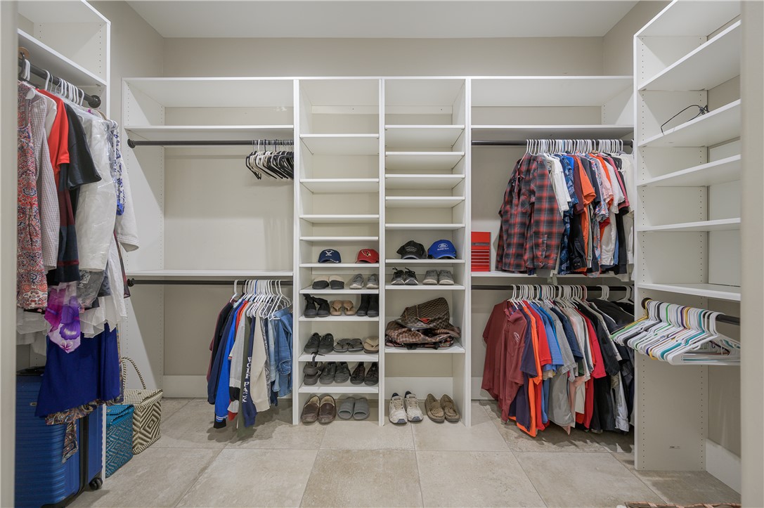 5645 S Chickasaw Avenue