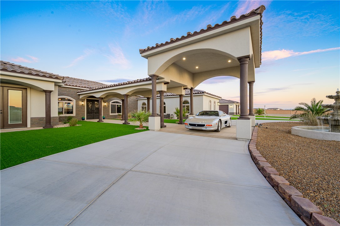 5645 S Chickasaw Avenue