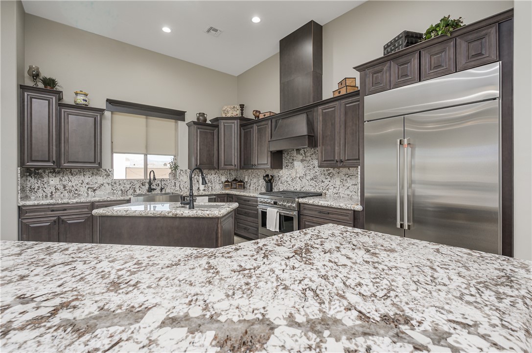 5645 S Chickasaw Avenue