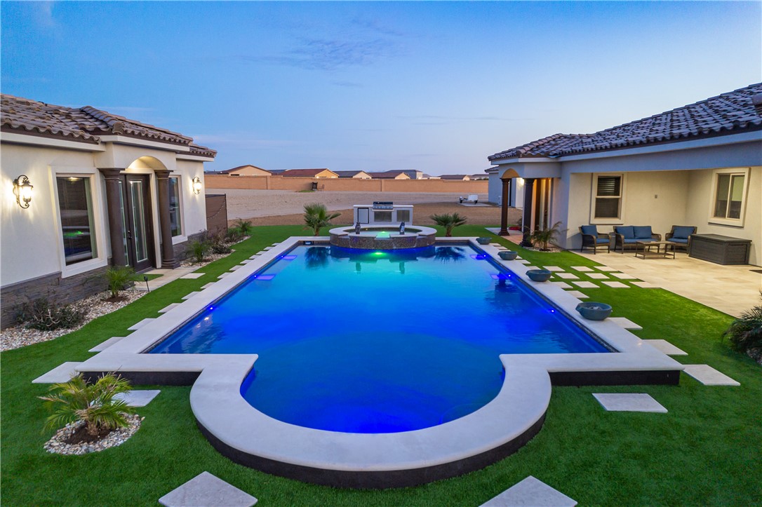 5645 S Chickasaw Avenue