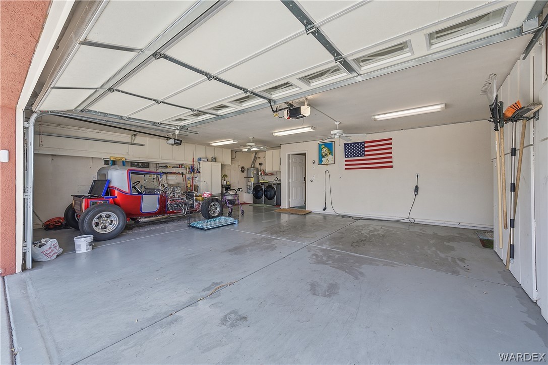 1811 Riverside Drive