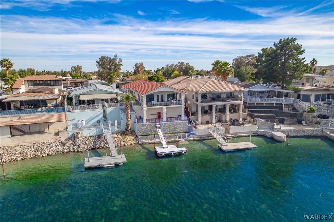 1811 Riverside Drive