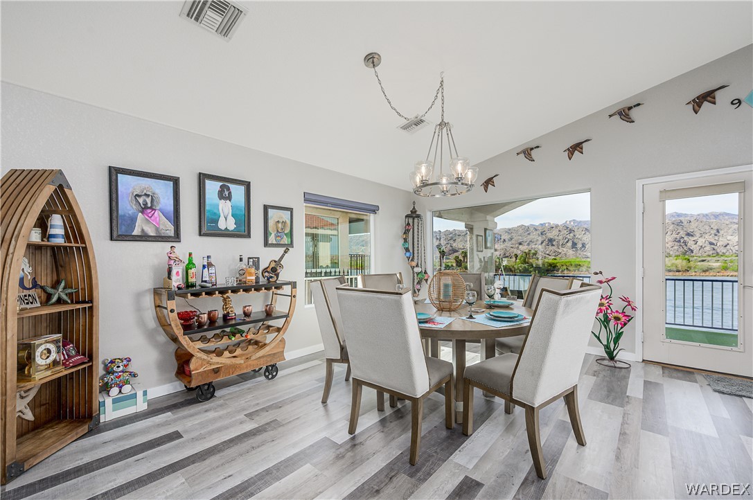 1811 Riverside Drive