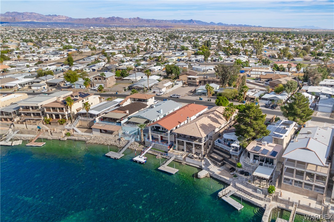 1811 Riverside Drive