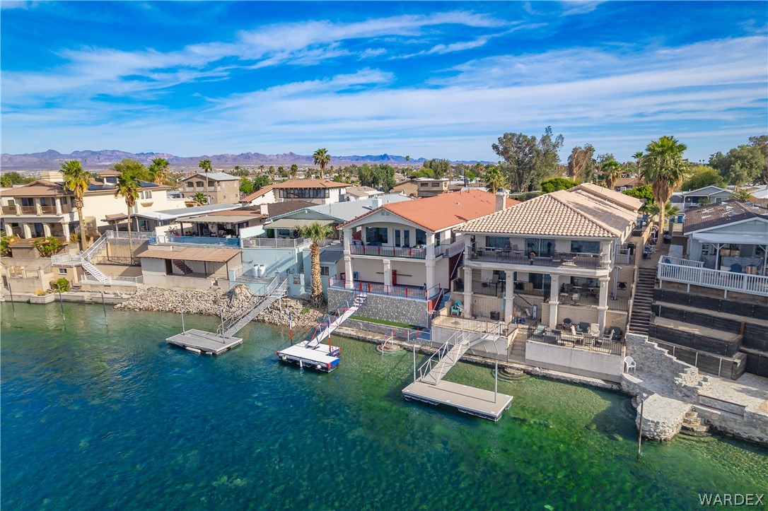 1811 Riverside Drive