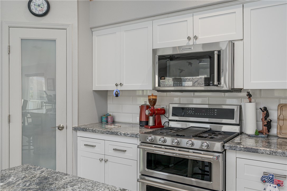 1811 Riverside Drive