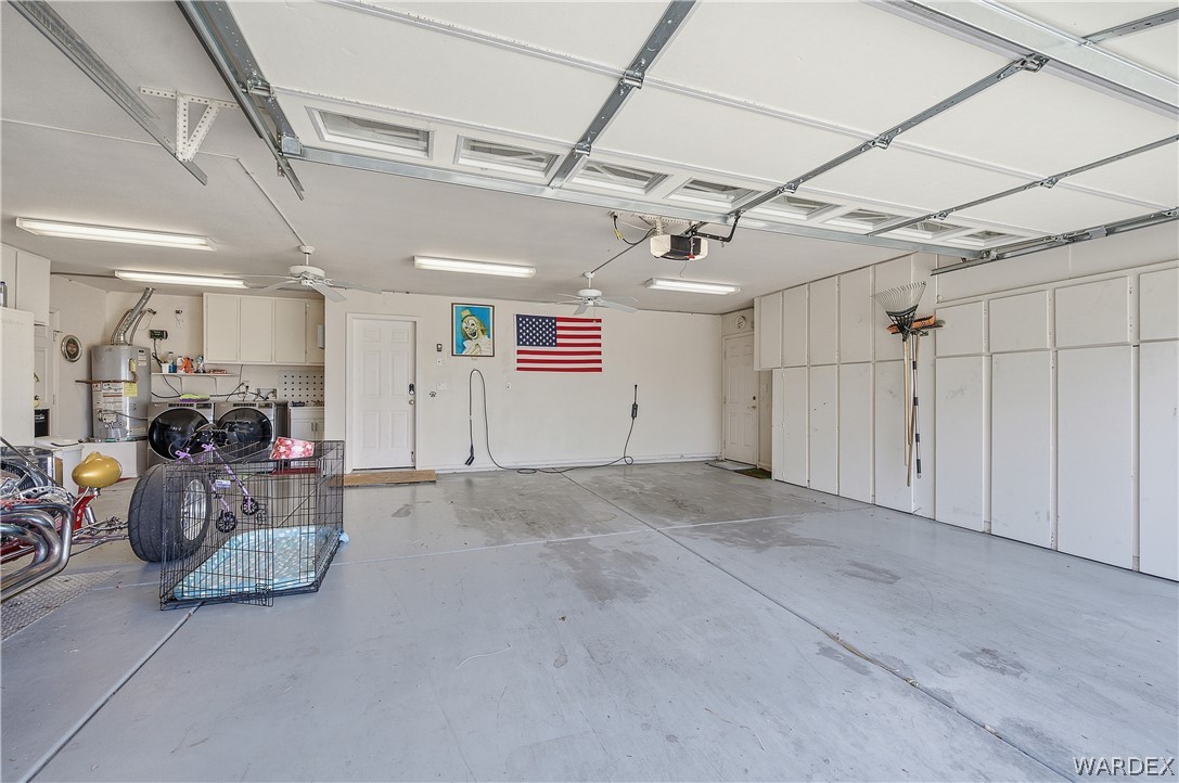 1811 Riverside Drive