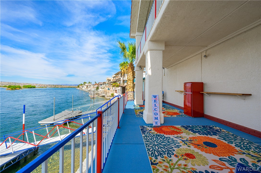 1811 Riverside Drive