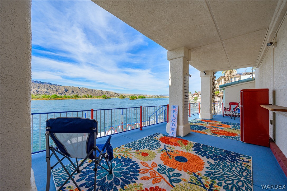 1811 Riverside Drive